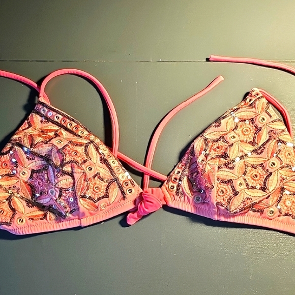 Embellished Pink Triangle Bikini Top. By Victoria Secrets S/m. - Picture 1 of 7